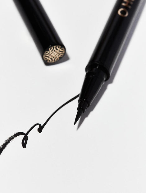 O HUI Real Color Brush Eyeliner Black